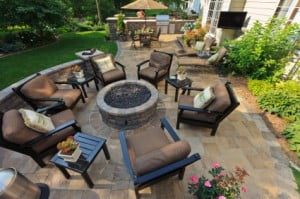 Benefiting from an Outdoor Kitchen