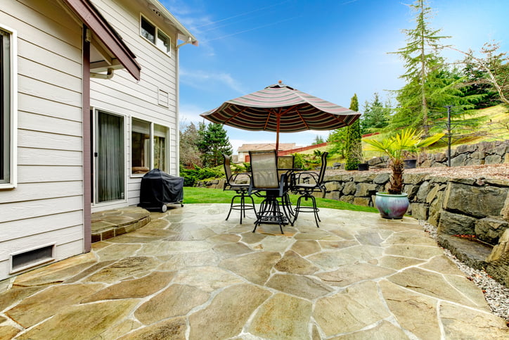 How to Choose the Right Color of Patio Pavers for Your Home