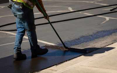 4 Key Benefits of Professional Asphalt Sealcoating