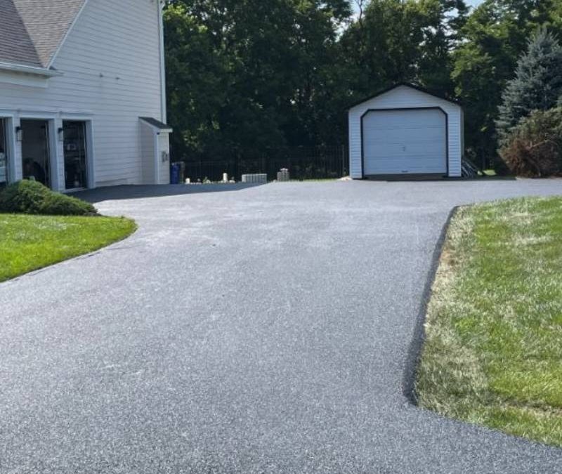 Common Asphalt Driveway Problems in Maryland and When It’s Time for Repair